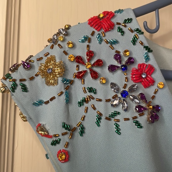 IEENA for MAC DUGGAL Plunge Neck Empire Waist Baby Blue Beaded Shoulder Gown - Picture 5 of 9